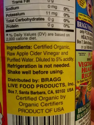 Liste des ingrédients du produit Organic apple cider vinegar with the 'mother' Bragg,   Live Food Products Inc. 473 ml