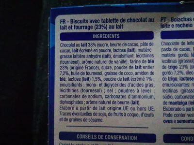Liste des ingrédients du produit Barres fourrées choco lait Auchan 