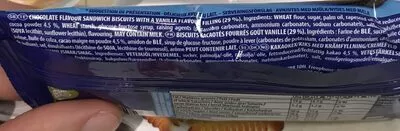 Liste des ingrédients du produit Biscuits Cacaotés fourrés goût vanille OREO 22 g
