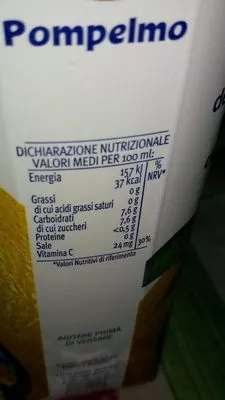 Liste des ingrédients du produit Succo Pompelmo Santal 1L