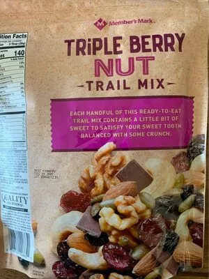 Triple berry nut trail mix Member's Mark , code 0078742226651