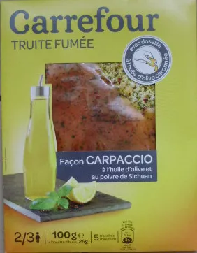 Truite fumée façon Carpaccio à l'huile d'olive et au poivre de Sichuan (5 tranches) - 100 g Carrefour 100 g (2/3 personnes) + 25 g dosette d'huile, code 3560070813704