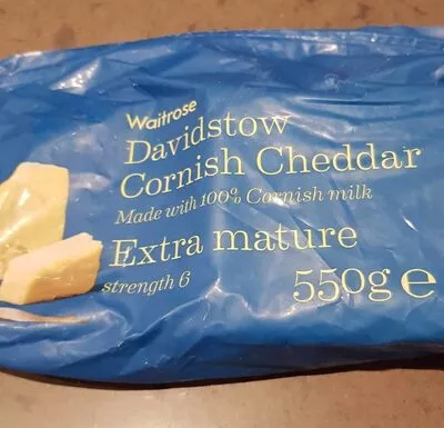 Davidstow Cornish Cheddar extra mature Waitrose 550 g, code 5000169356685