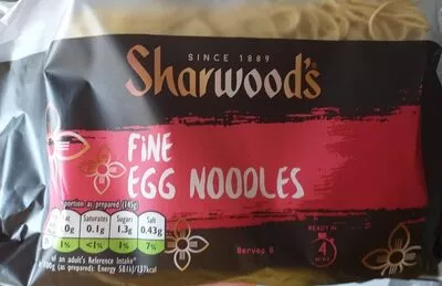 Fine egg noodles Sharwood's , code 5000354910913