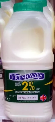 Semi skimmed milk Freshways 1 pint (568 mL), code 5035230100027