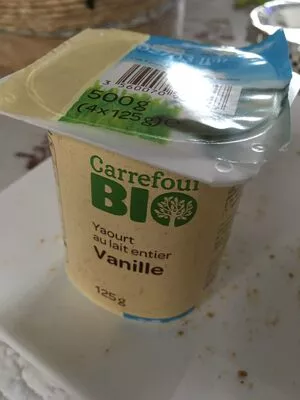 Yaourt au lait entier vanille Carrefour bio , code 8140632870007